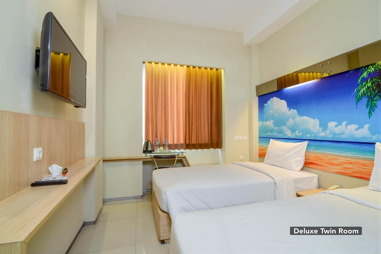 Image Hotel And Resto Bandung Luaran gambar